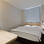 Hotel München-olympiapark 3*